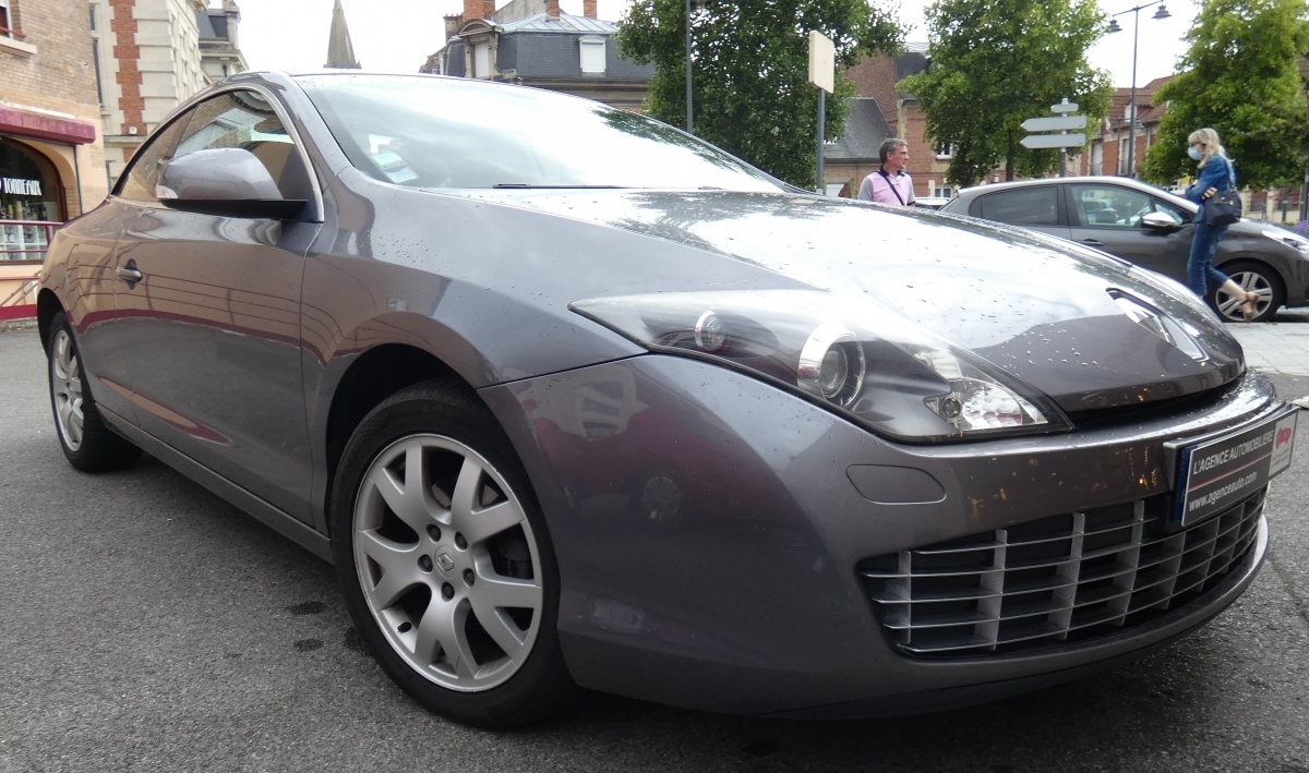 Renault Laguna — 20